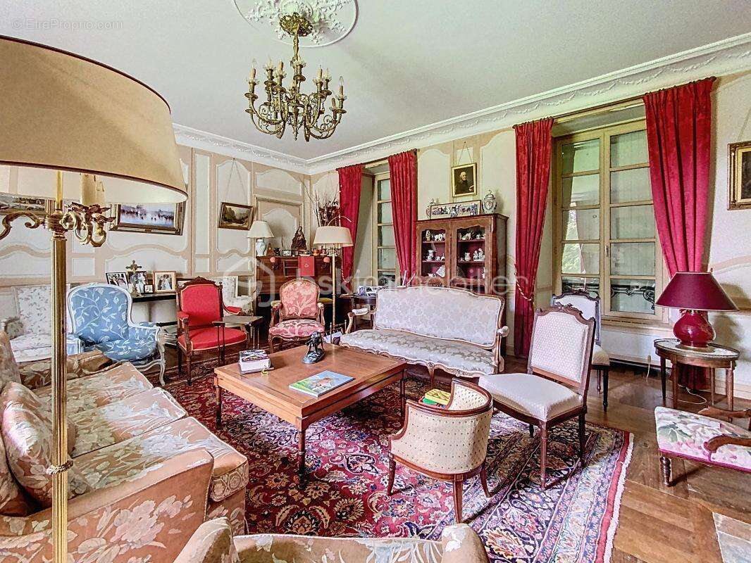 Maison à PLOUER-SUR-RANCE