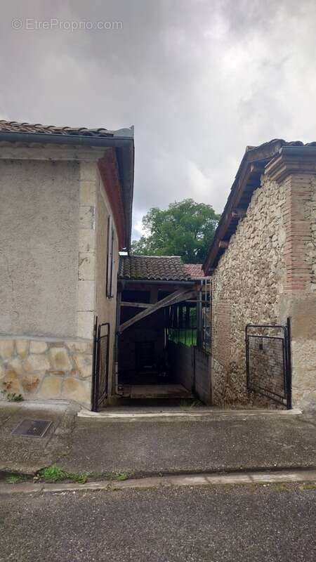 Maison à FAGET-ABBATIAL