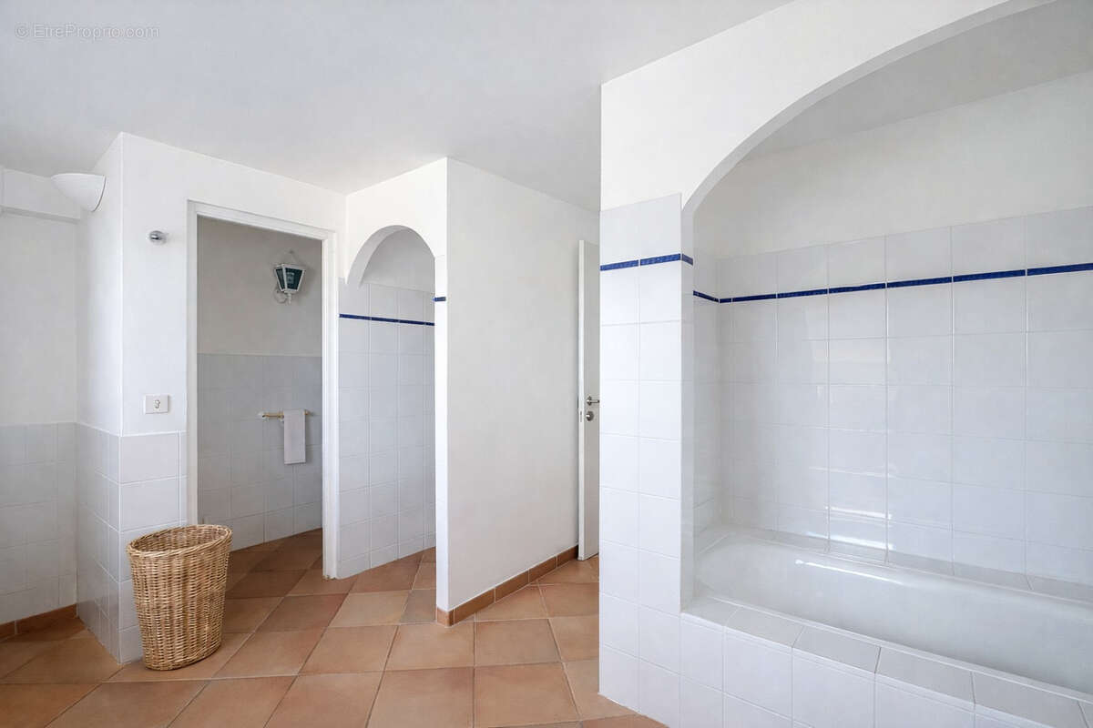 Maison à PORTO-VECCHIO