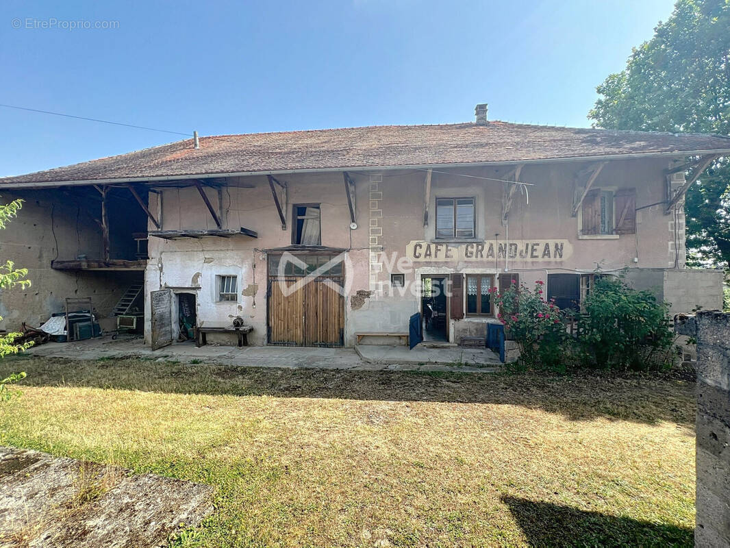 Façade principale sud ouest - Maison à SAINT-SAVIN