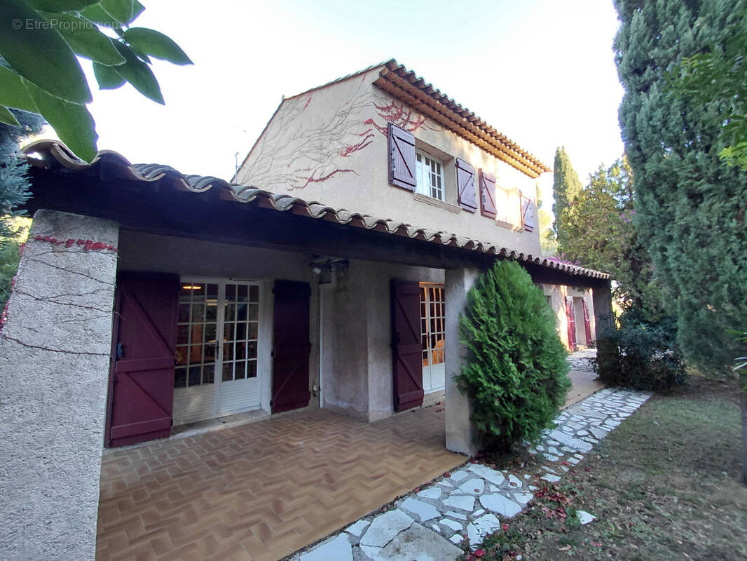 Maison à SAINT-RAPHAEL