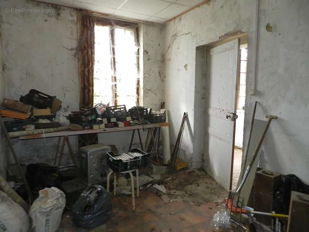 Maison à SAINT-PIERRE-SUR-DIVES