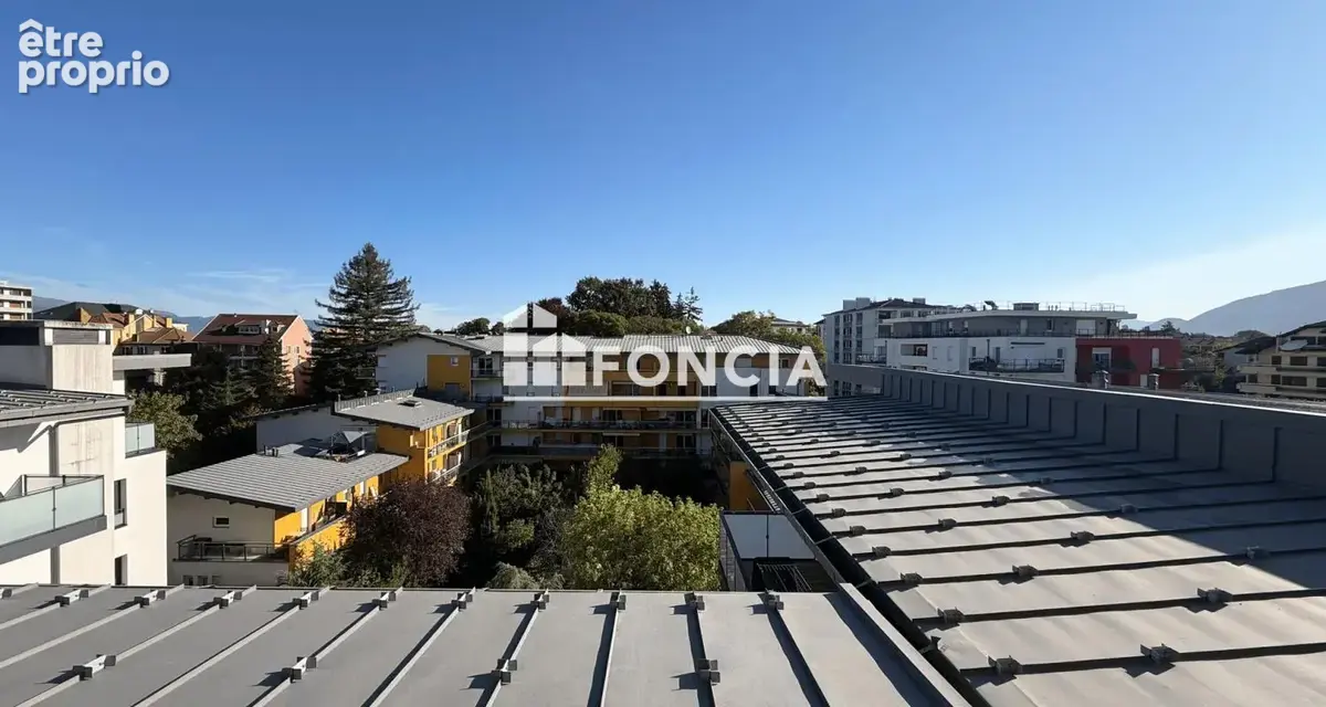 Photo Appartement à Saint-Julien-En-Genevois au prix de 257 000€