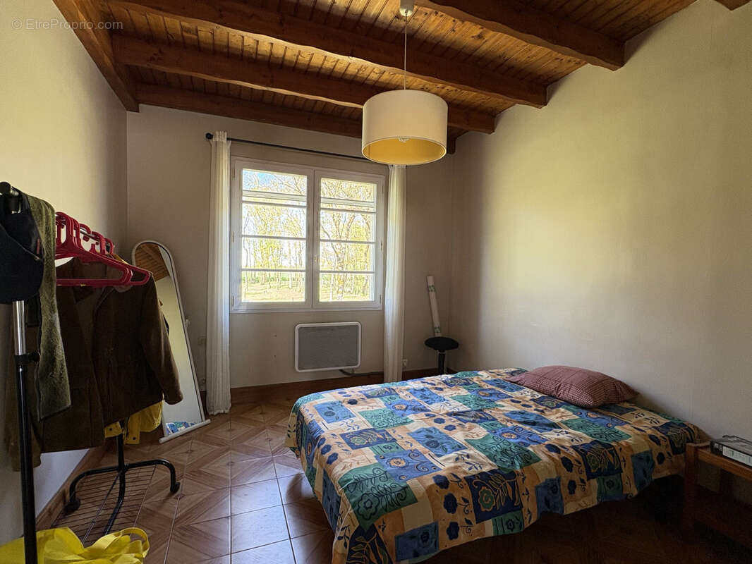 Maison à L'ILE-D'ELLE