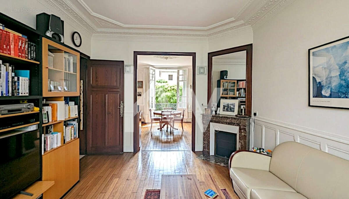 Maison 160 m² à Enghien-Les-Bains  - photo 7