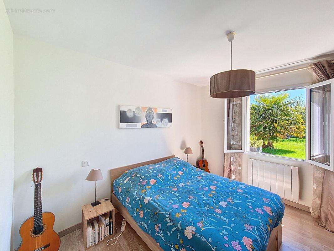 Maison à PARASSY