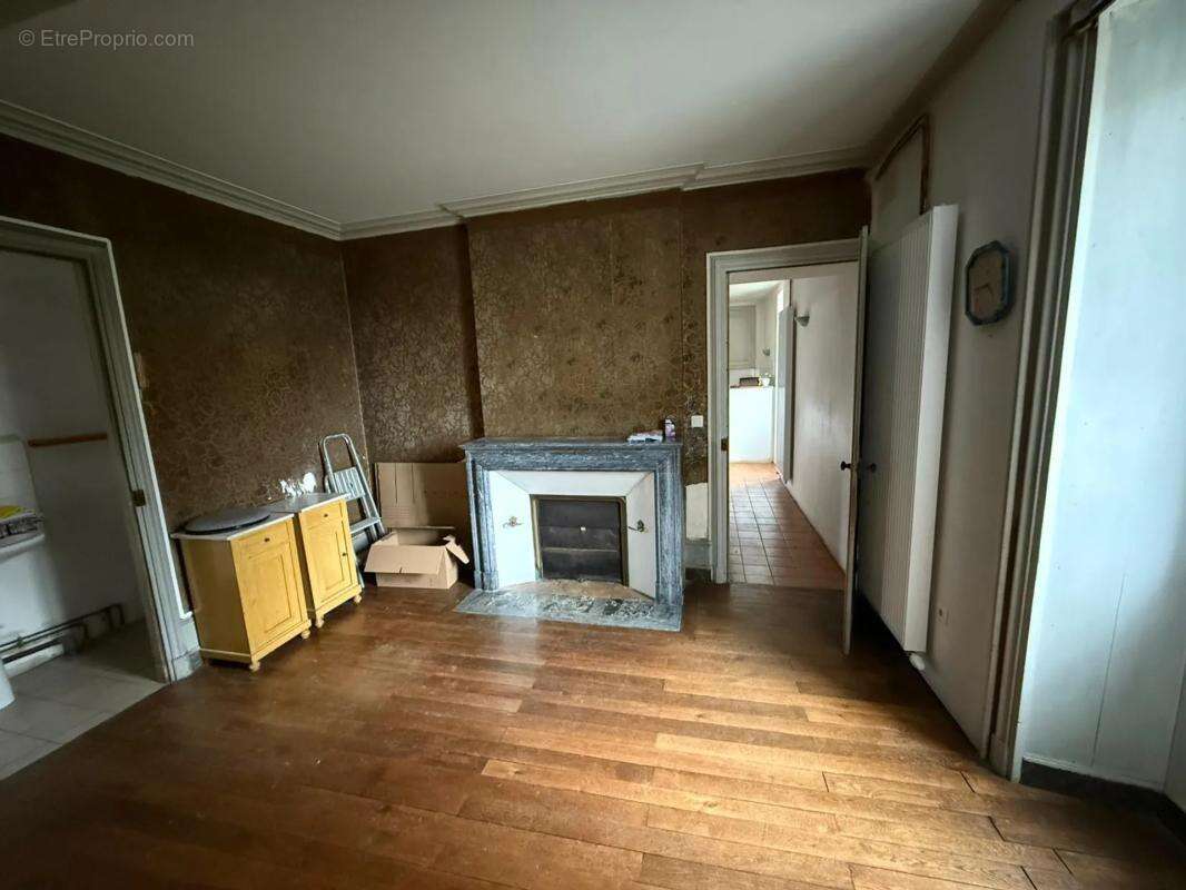 Maison à MONTHOIRON