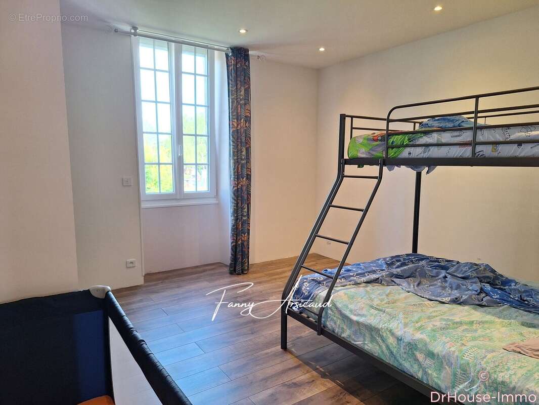 Maison 116 m² à Damvix  - photo 159