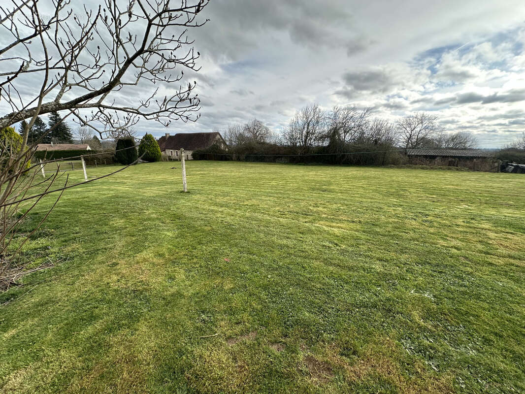 Jolie maison en pierre avec grand terrain - photo 11