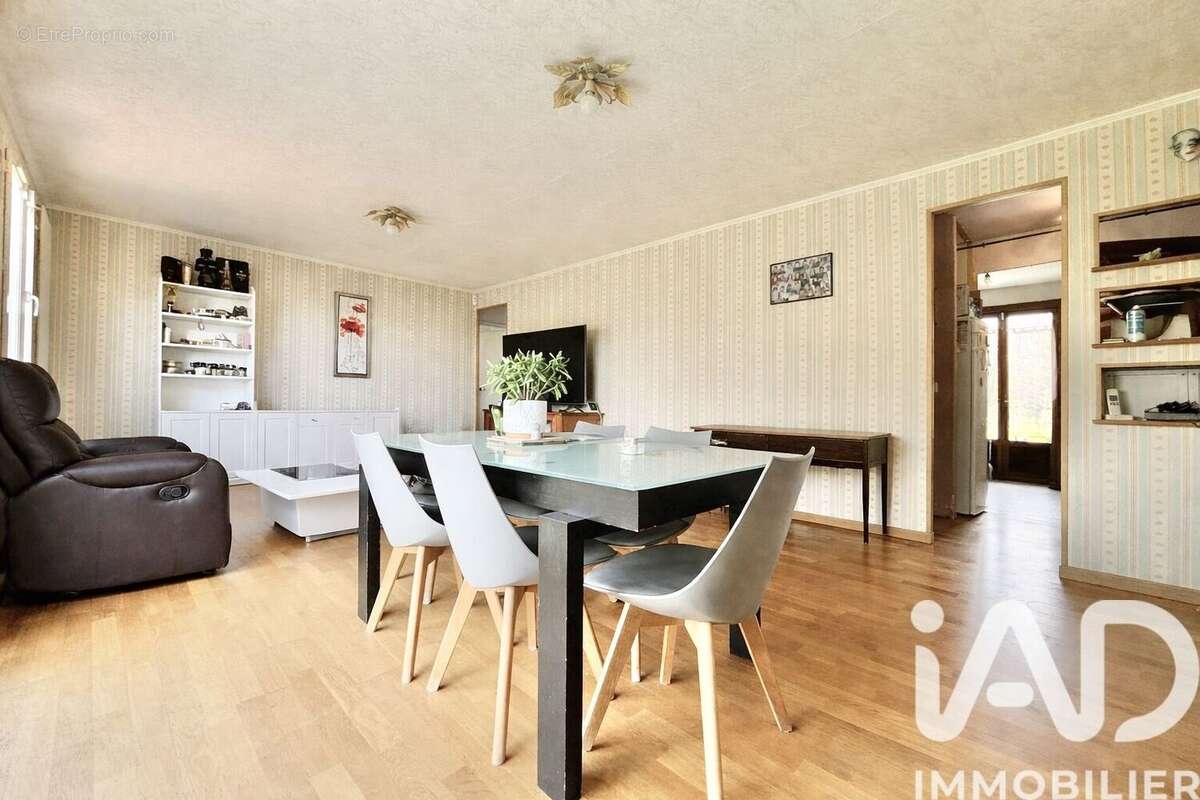 Photo 3 - Maison à PRESLES-EN-BRIE