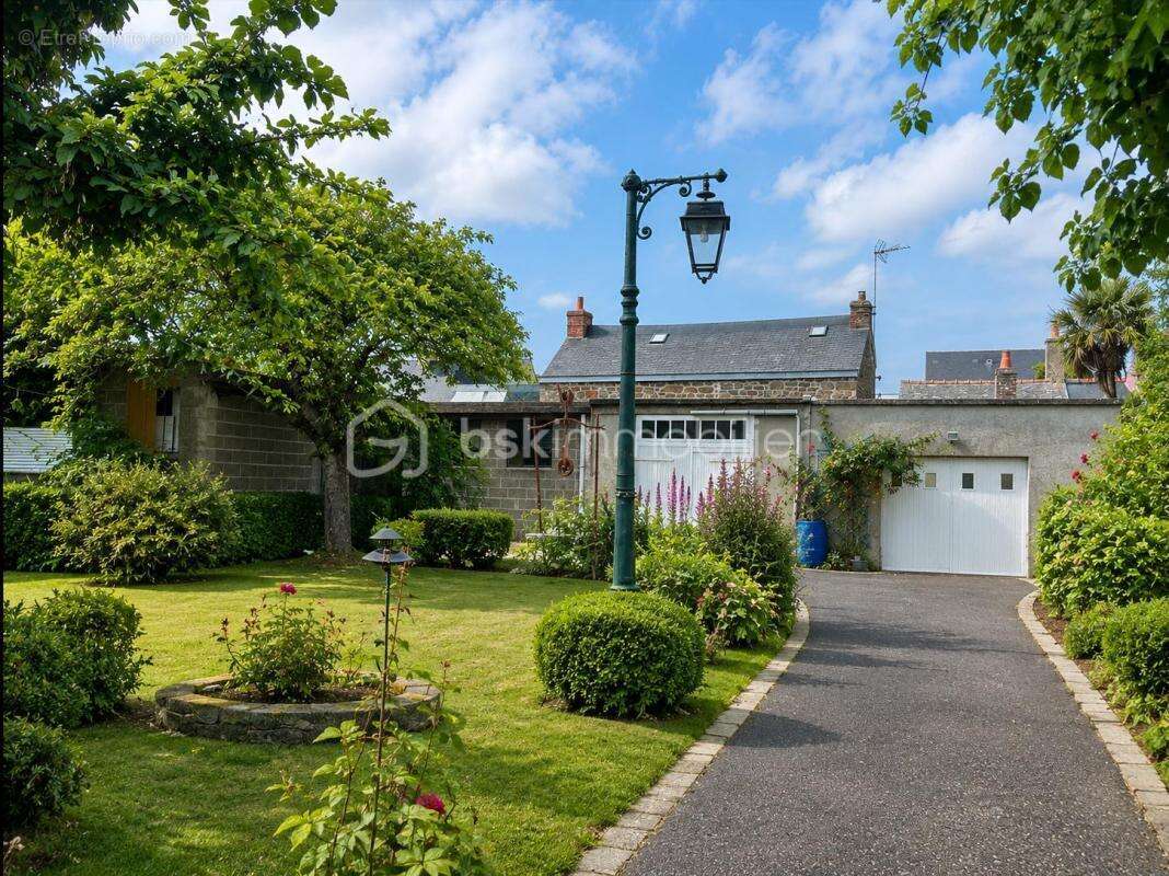 Grande propriété familiale avec potentiel de division parcellaire – Secteur recherché de Saint-Malo - photo 2