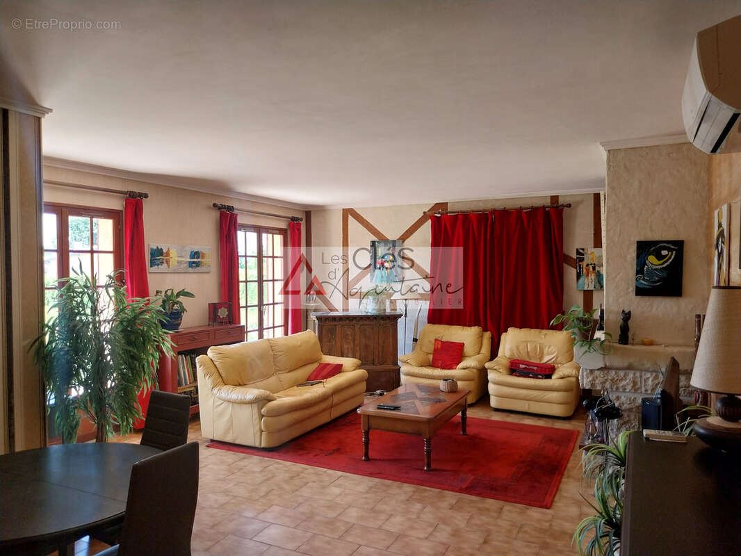 Maison à CADILLAC