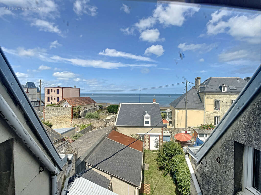 Maison à GRANDCAMP-MAISY