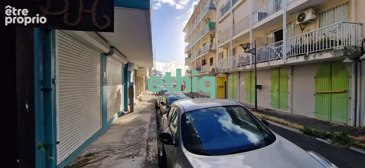 Photo Commerce à Pointe-A-Pitre au prix de 100 000€