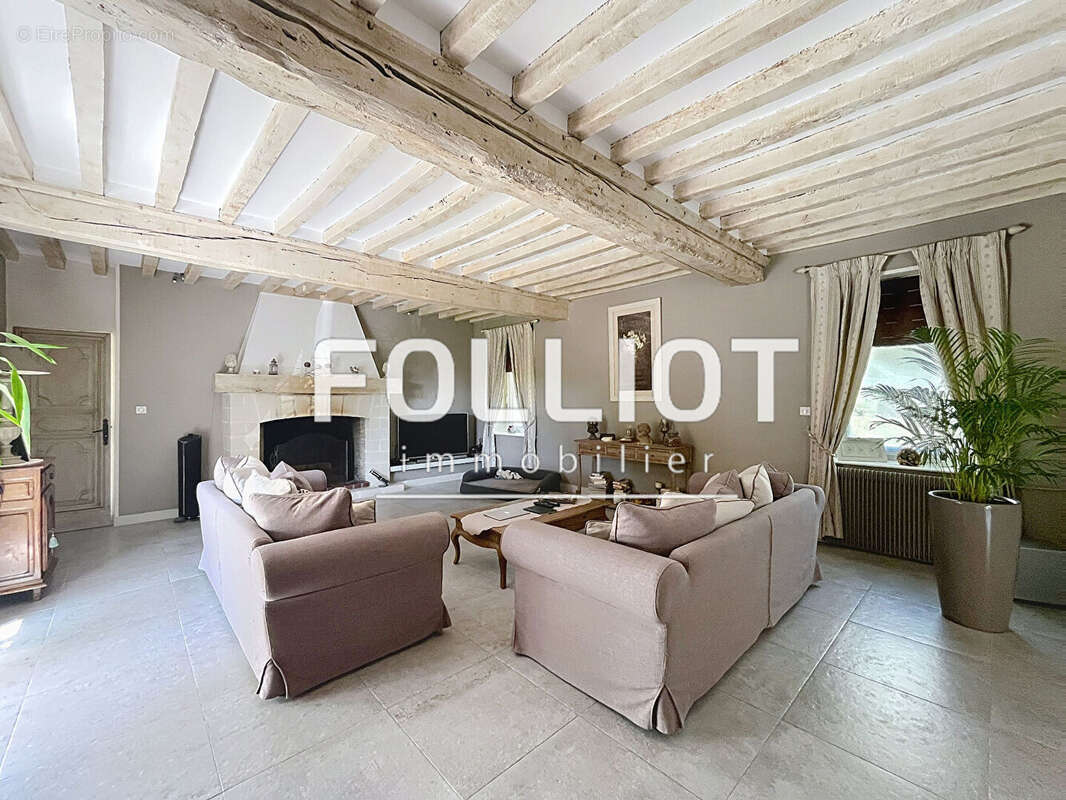 Maison à SAINT-PIERRE-DU-BU