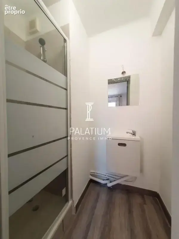 Appartement T5 rénové de 82 m² – Marseille 3e, idéal investissement - photo 11