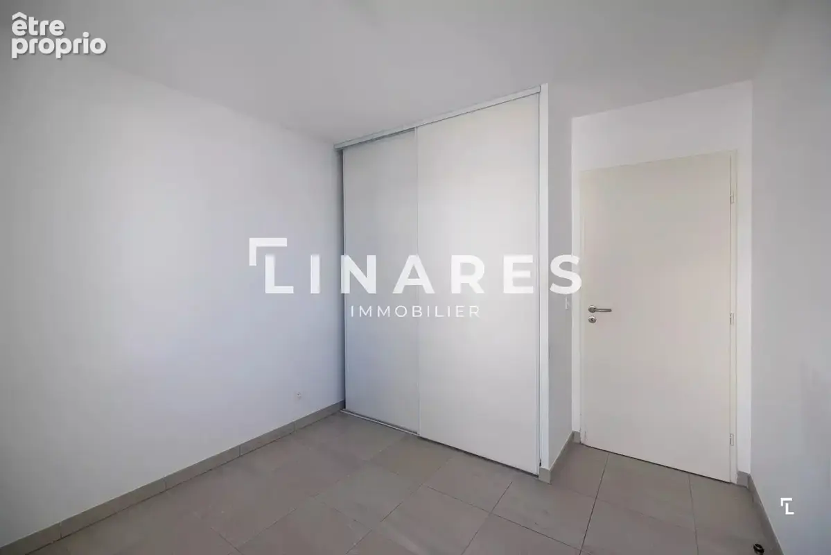 L'IDEAL 9 EME - Appartement T3 de 61m2 - Terrasse 17m2 - Garage (sus) - 13009 - photo 8