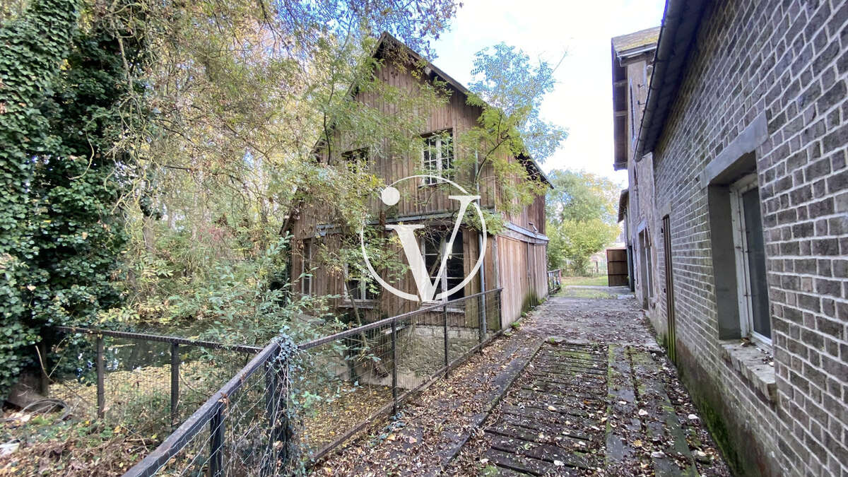 Autre à MESLAY