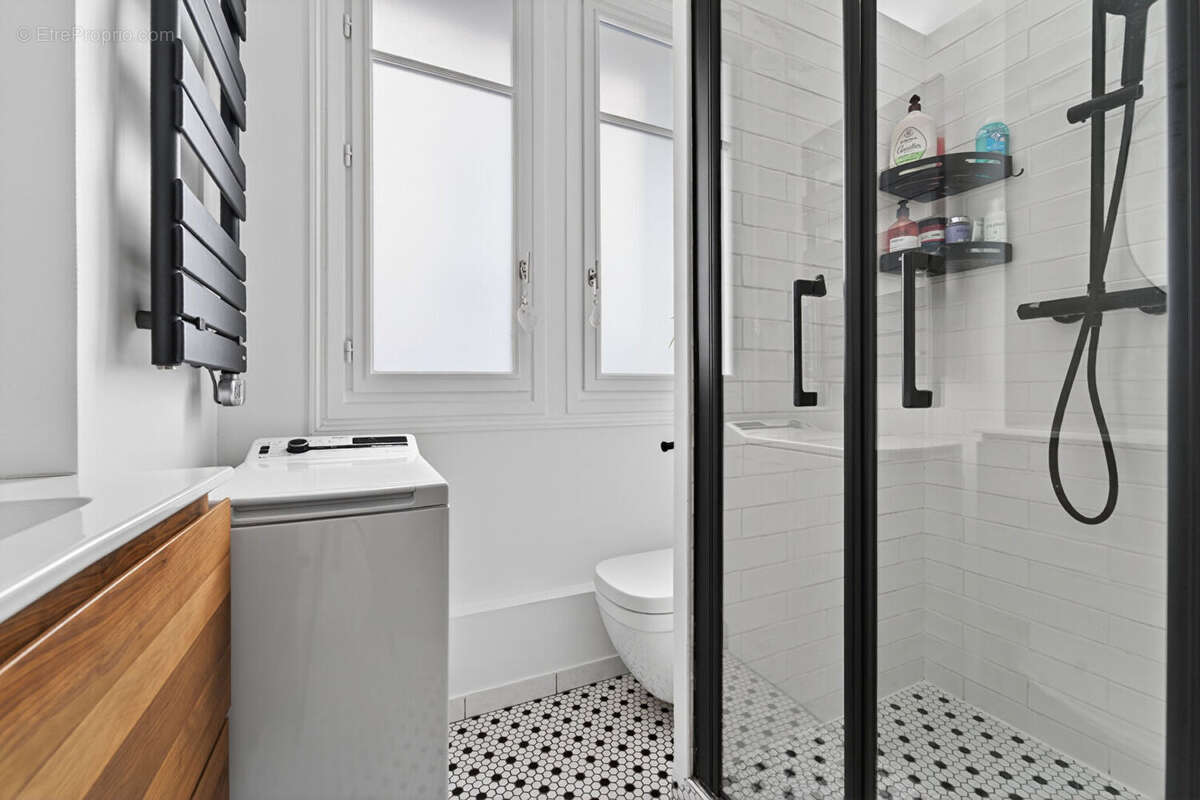 Appartement à PARIS-20E