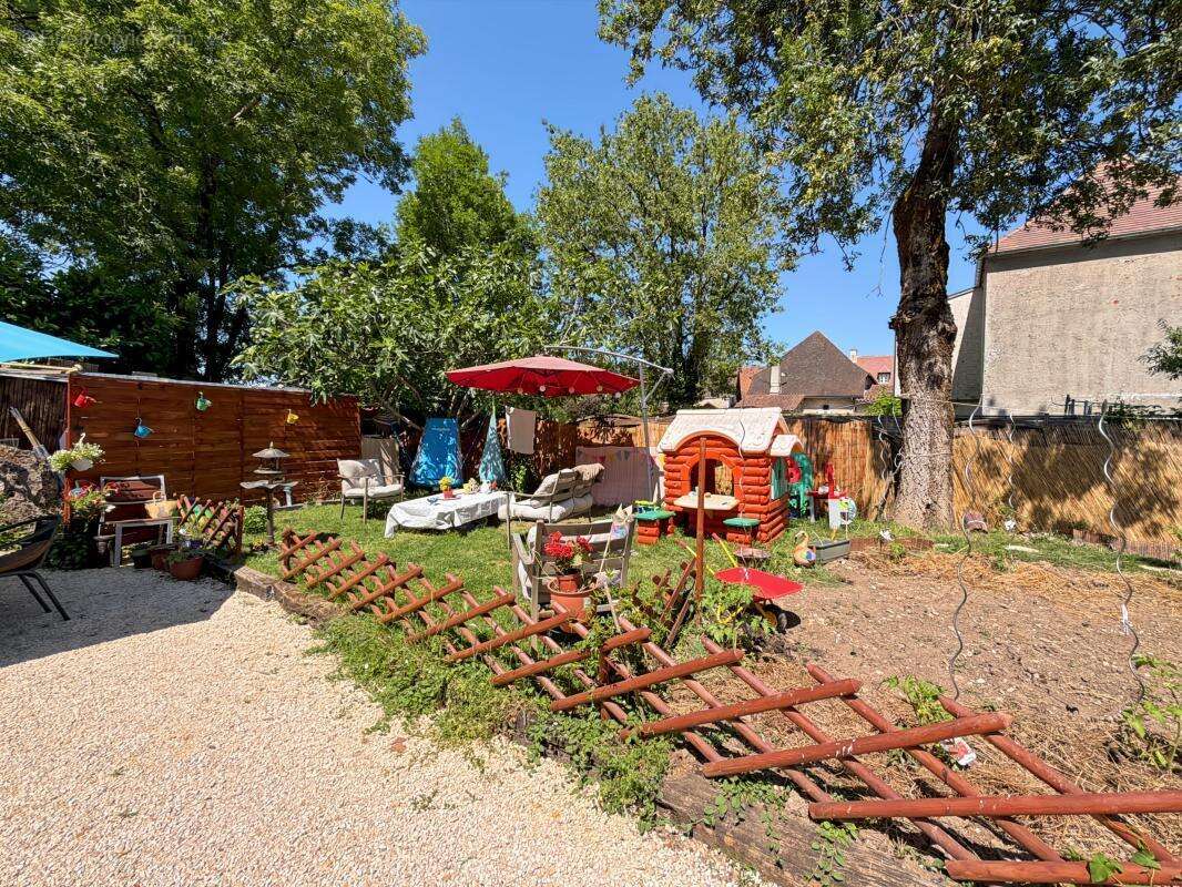  Immeuble de rapport à Limeyrat – Revenus locatifs immédiats - photo 17