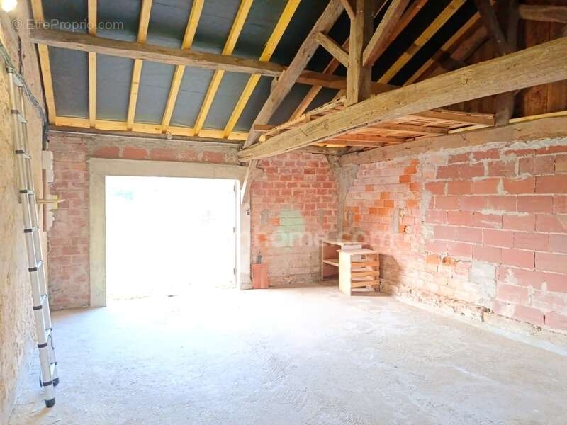 Maison à VILLENEUVE-DE-MARSAN