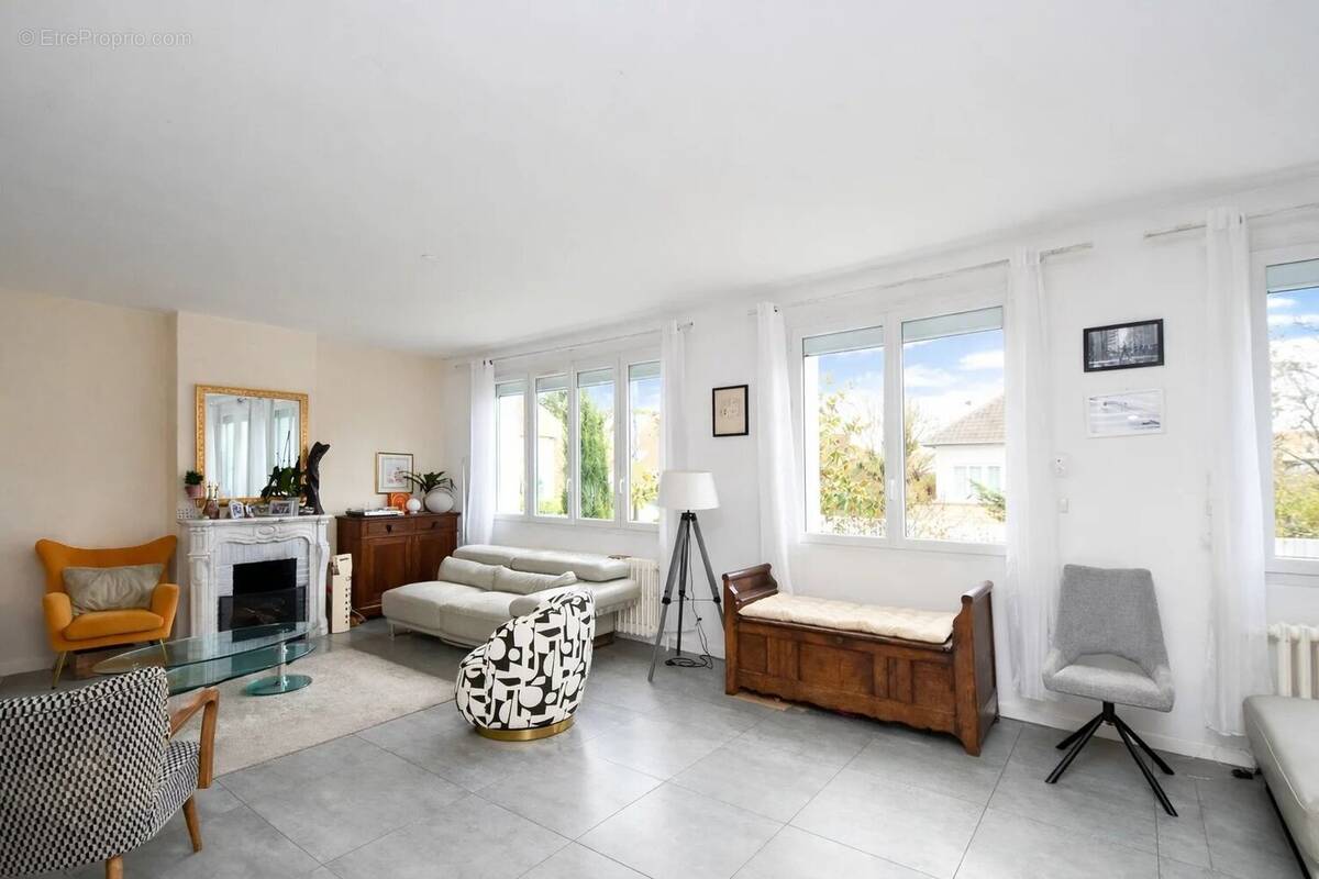 Maison à LE VESINET