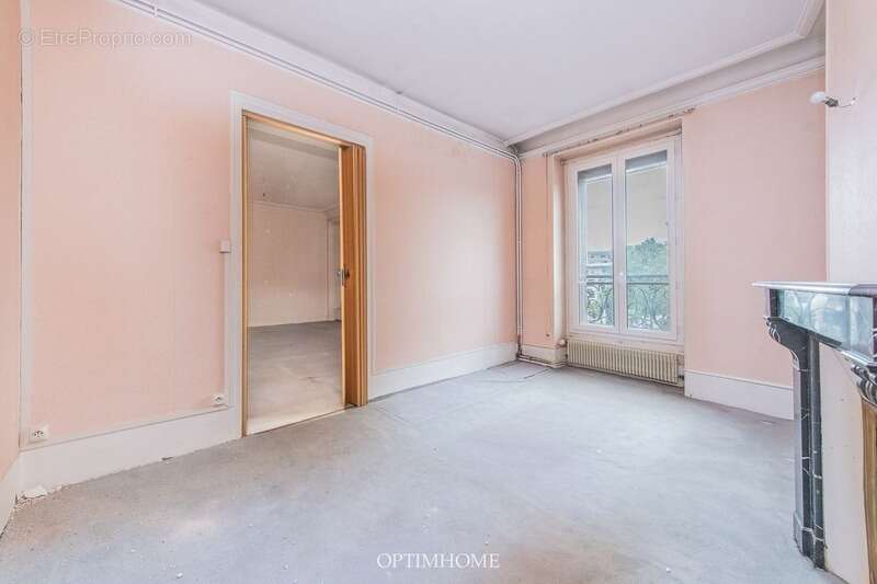 Appartement traversant de 3 pièces / 60.26 m² - SAINT MANDE (94) proche Bois de Vincennes - Fort potentiel - A rénover - photo 14