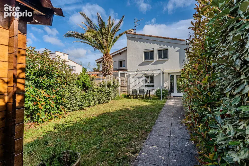 Maison T3 avec jardins et parking – Secteur Port & Littoral - photo 11