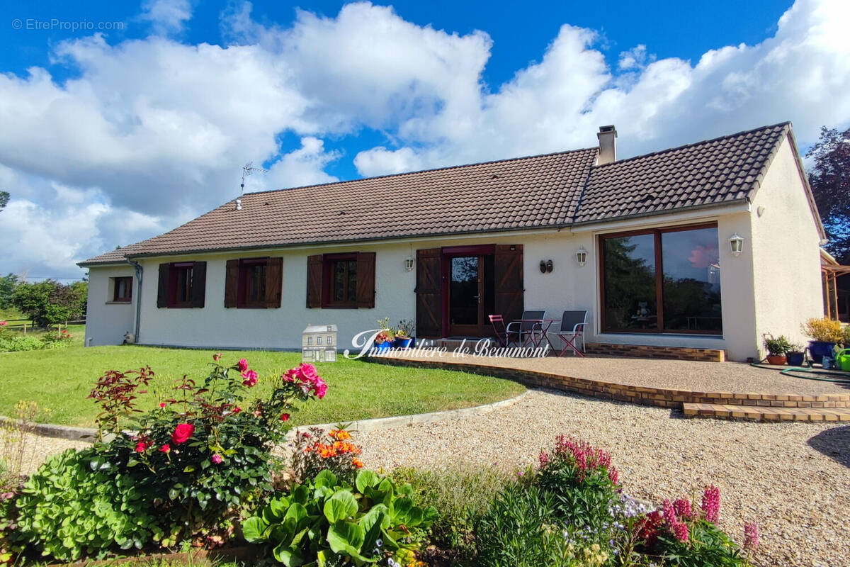 Maison à BERNAY