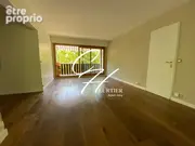 Appartement à LA TRONCHE