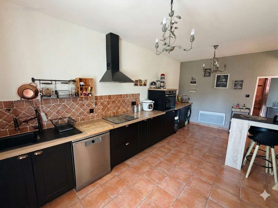 Appartement à SIGNES