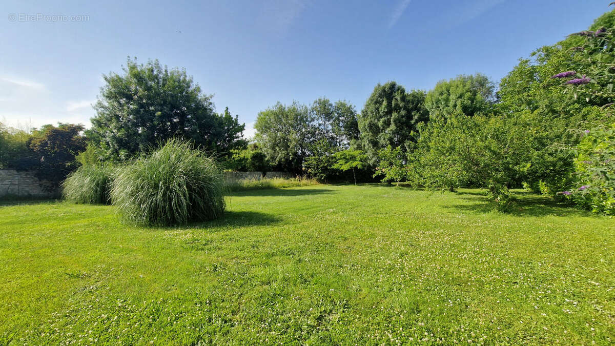 Maison 104m² à saint-georges-du-bois - photo 2