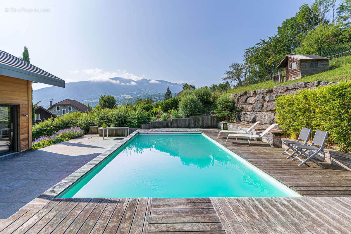 Maison à SAINT-JORIOZ