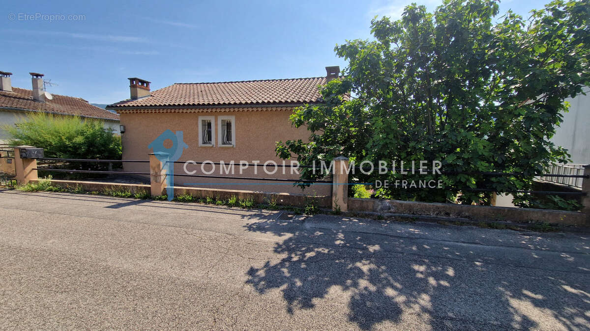 Maison à BRANOUX-LES-TAILLADES