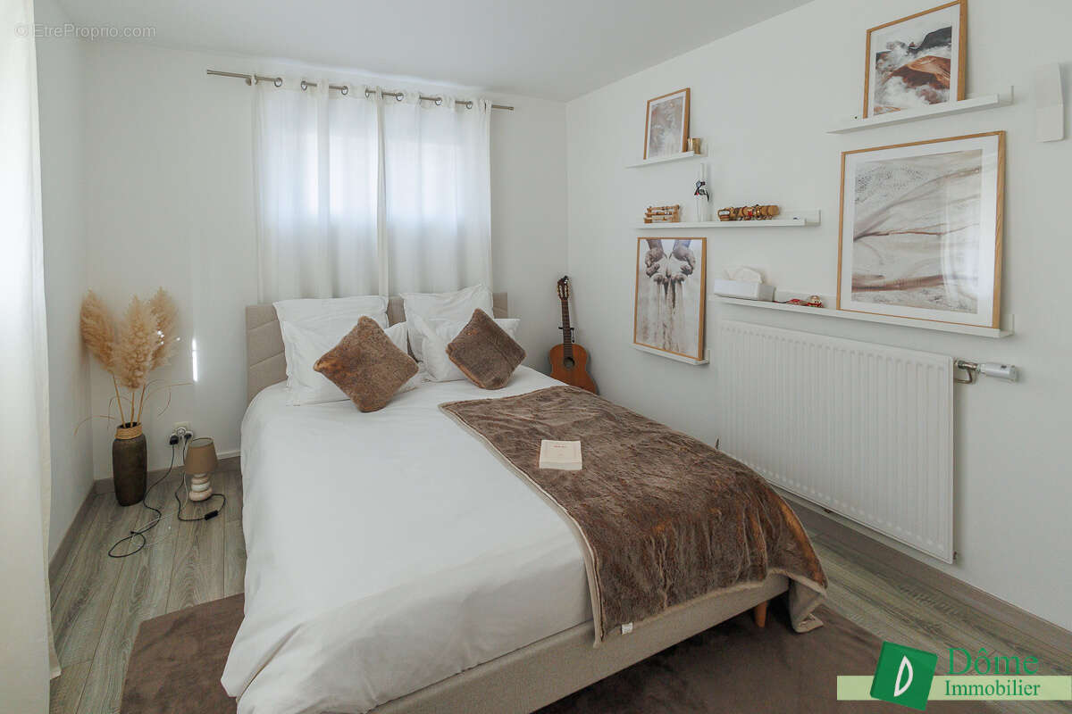 Appartement à CORENC