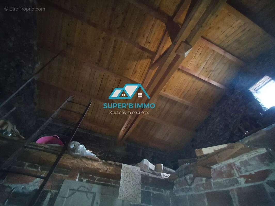 Maison à MONISTROL-D&#039;ALLIER