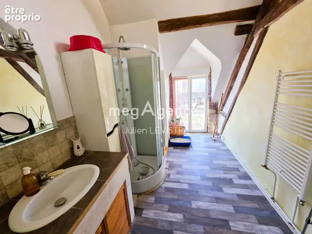 Maison de 7 pièces de 200m² - photo 7