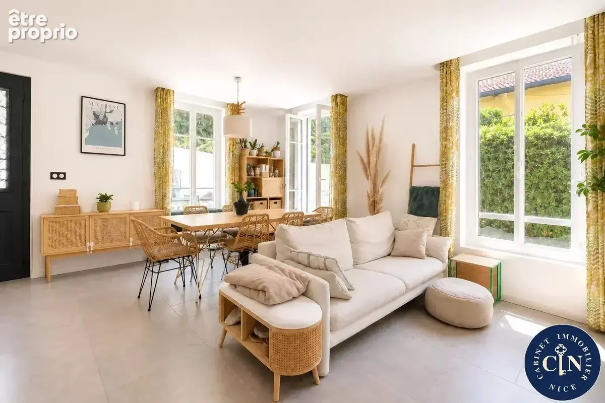 Appartement 3 pièces 63 m² à vendre à Nice (06000) - photo 2
