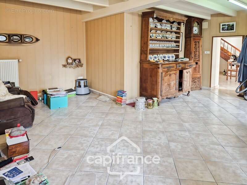 Propriété à vendre 7 pièces SAINT PARDOULT (17) sur plus de 2 hectares de terrain - photo 6