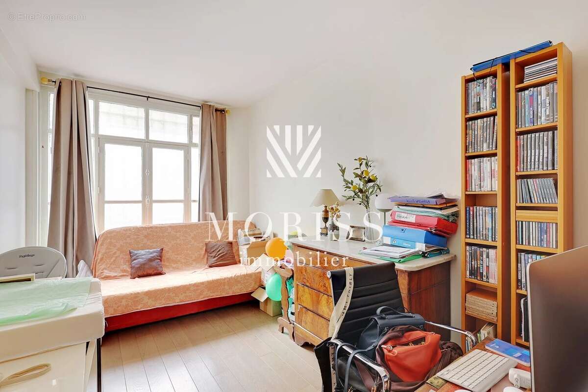 Maison à CHARENTON-LE-PONT