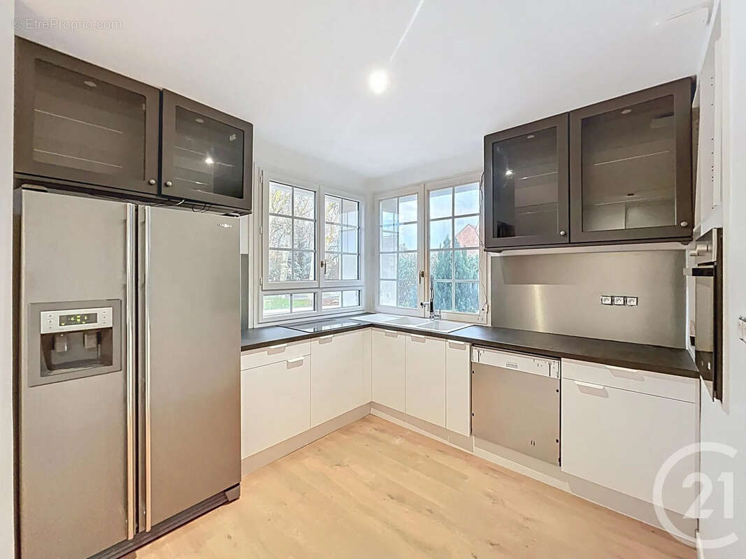 Maison à CHEVIGNY-SAINT-SAUVEUR