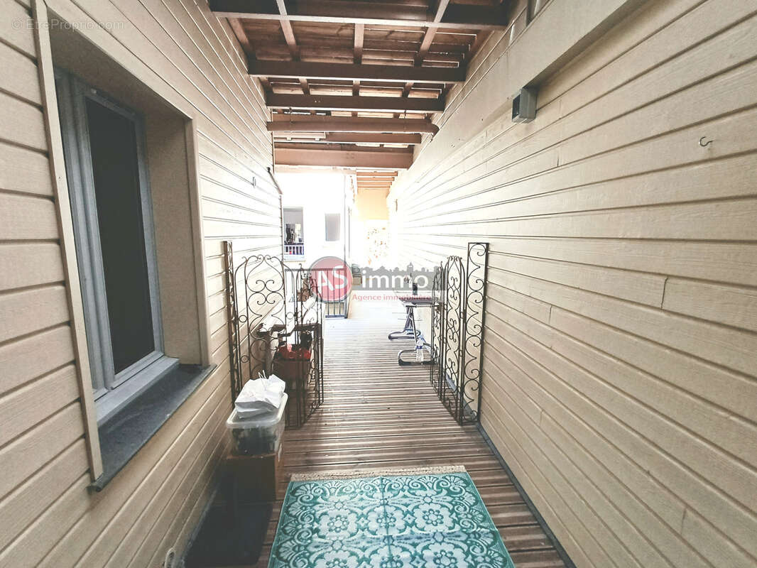 Bel Appartement Face au Port de Plaisance avec ascenseur et Terrasse - photo 13