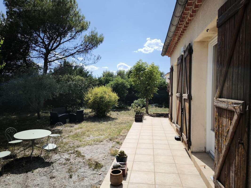 Maison à RIBAUTE-LES-TAVERNES