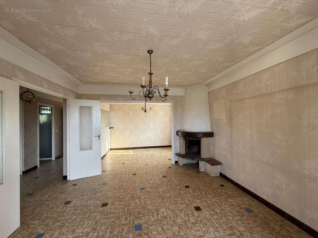 Maison à LA VOULTE-SUR-RHONE