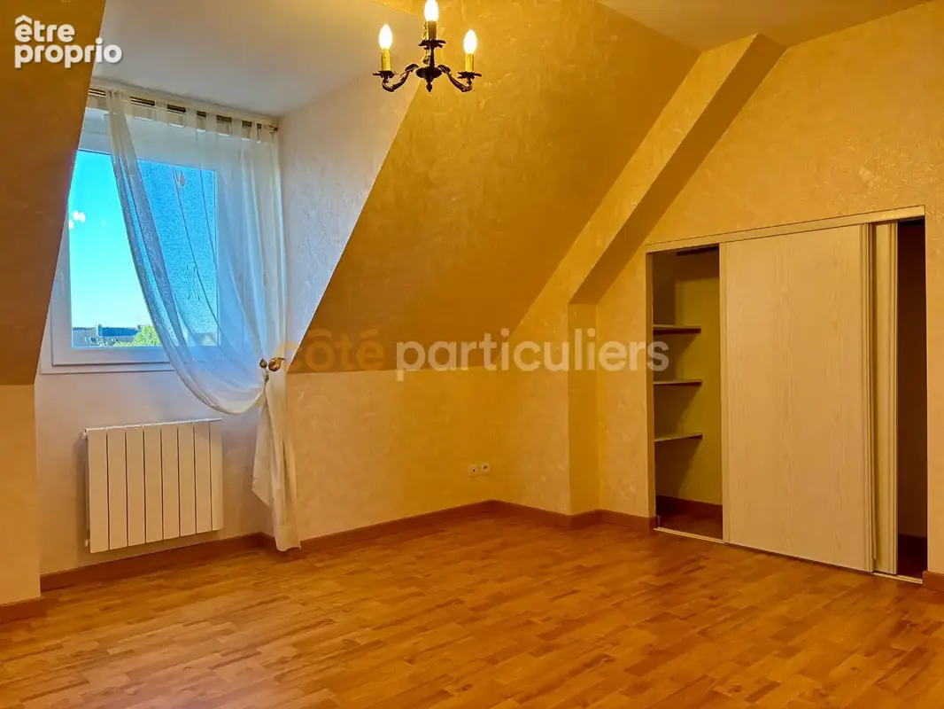 Maison dans le centre de SAINT GILLES avec vie de plain pied - 126m² - photo 10