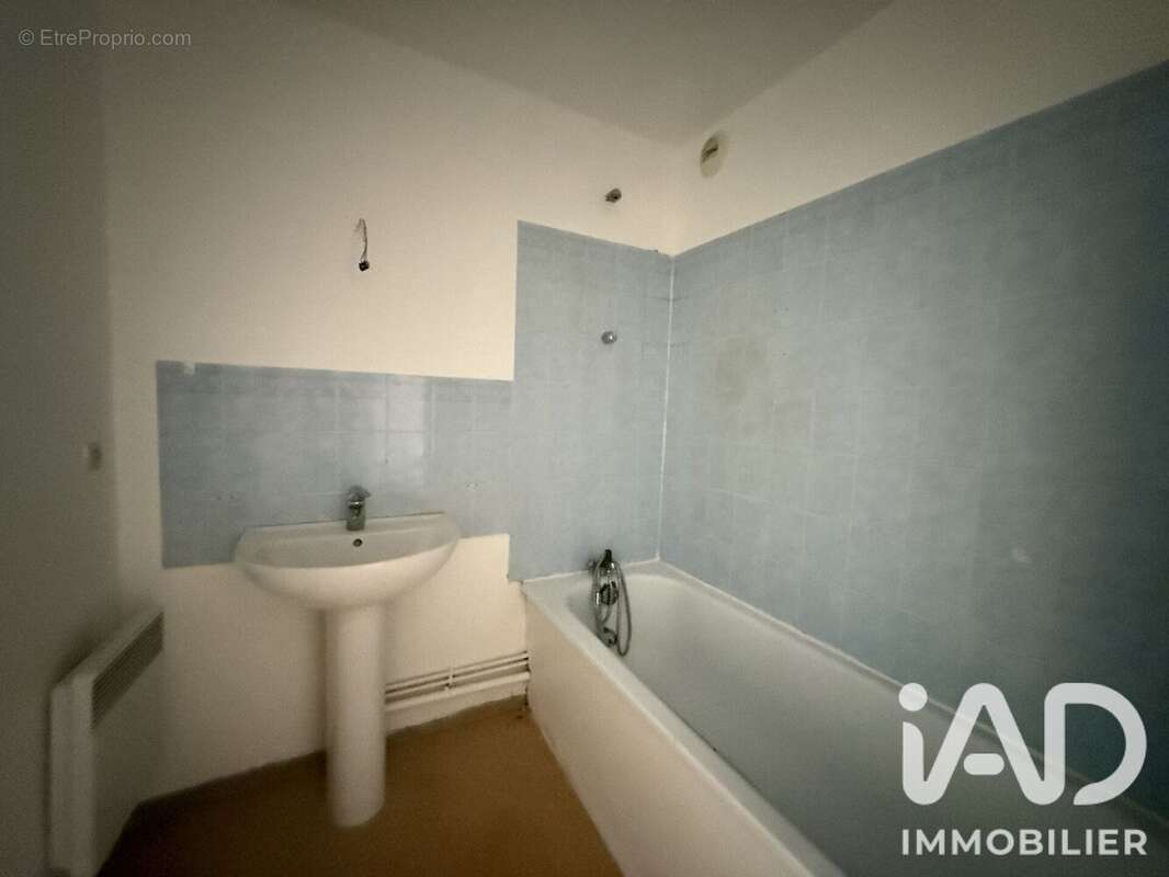 Photo 9 - Appartement à MONTEREAU-FAULT-YONNE