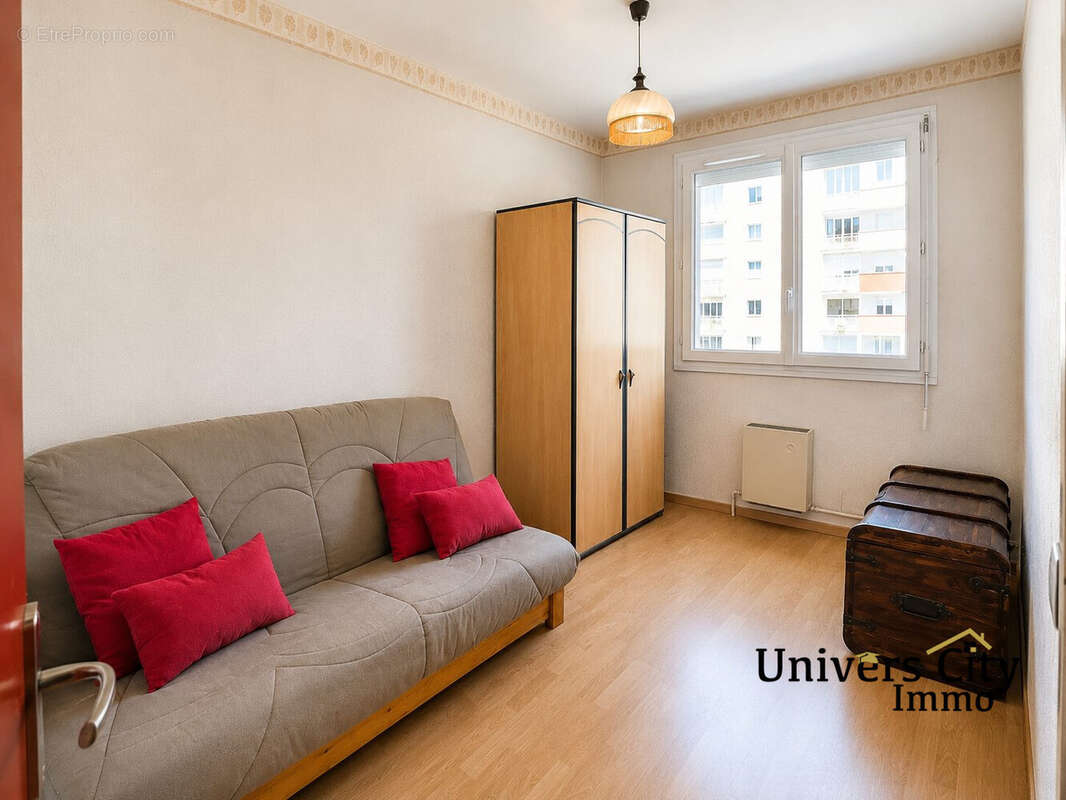Appartement 62 m² à Reze  - photo 7