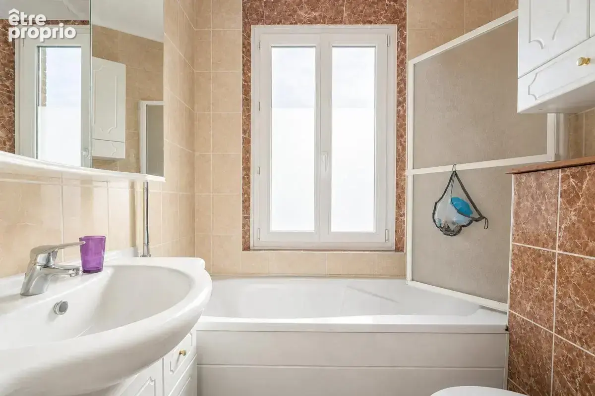 Maison de 6 pièces de 148 m² à Saint-Pierre-lès-Elbeuf - photo 15