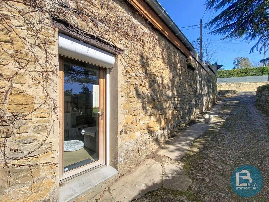 Appartement à SAINT-CYR-AU-MONT-D'OR