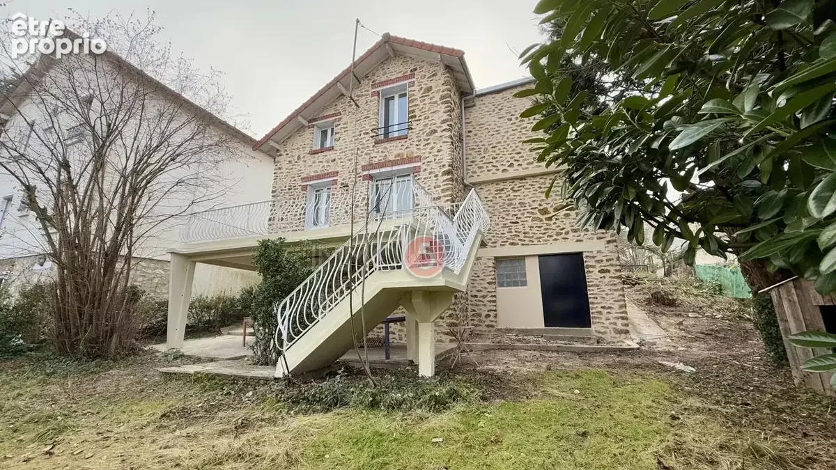 Maison 5 pièces 83 m² à vendre à Le Raincy (93340) - photo 2